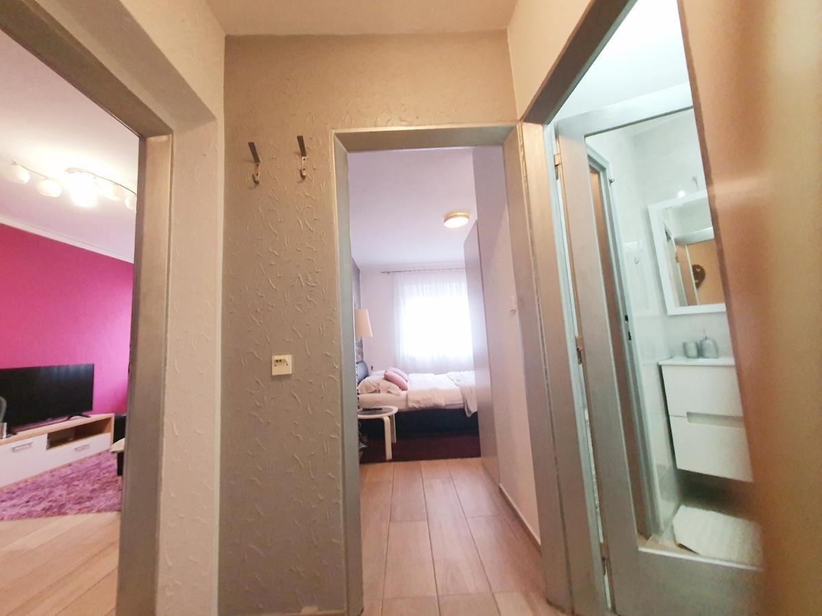 Apartman Ante Vinkovci Bagian luar foto