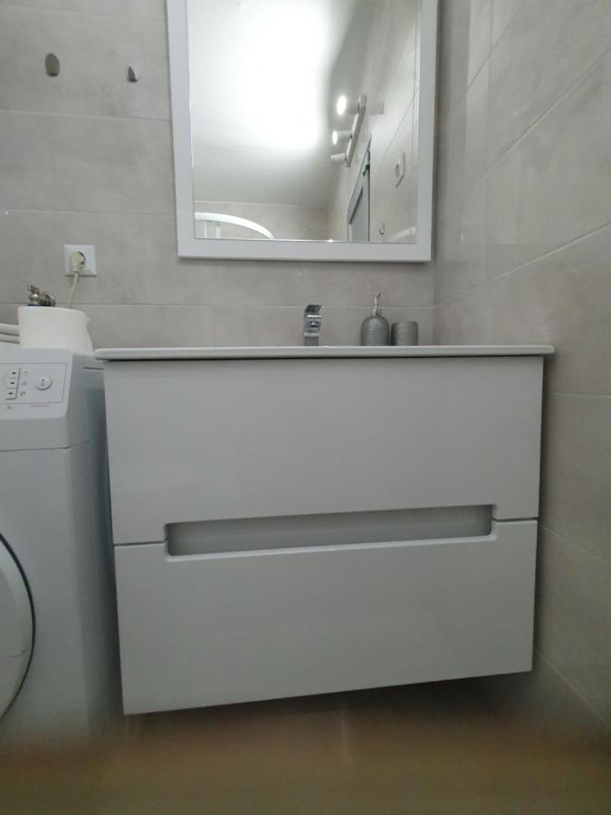 Apartman Ante Vinkovci Bagian luar foto