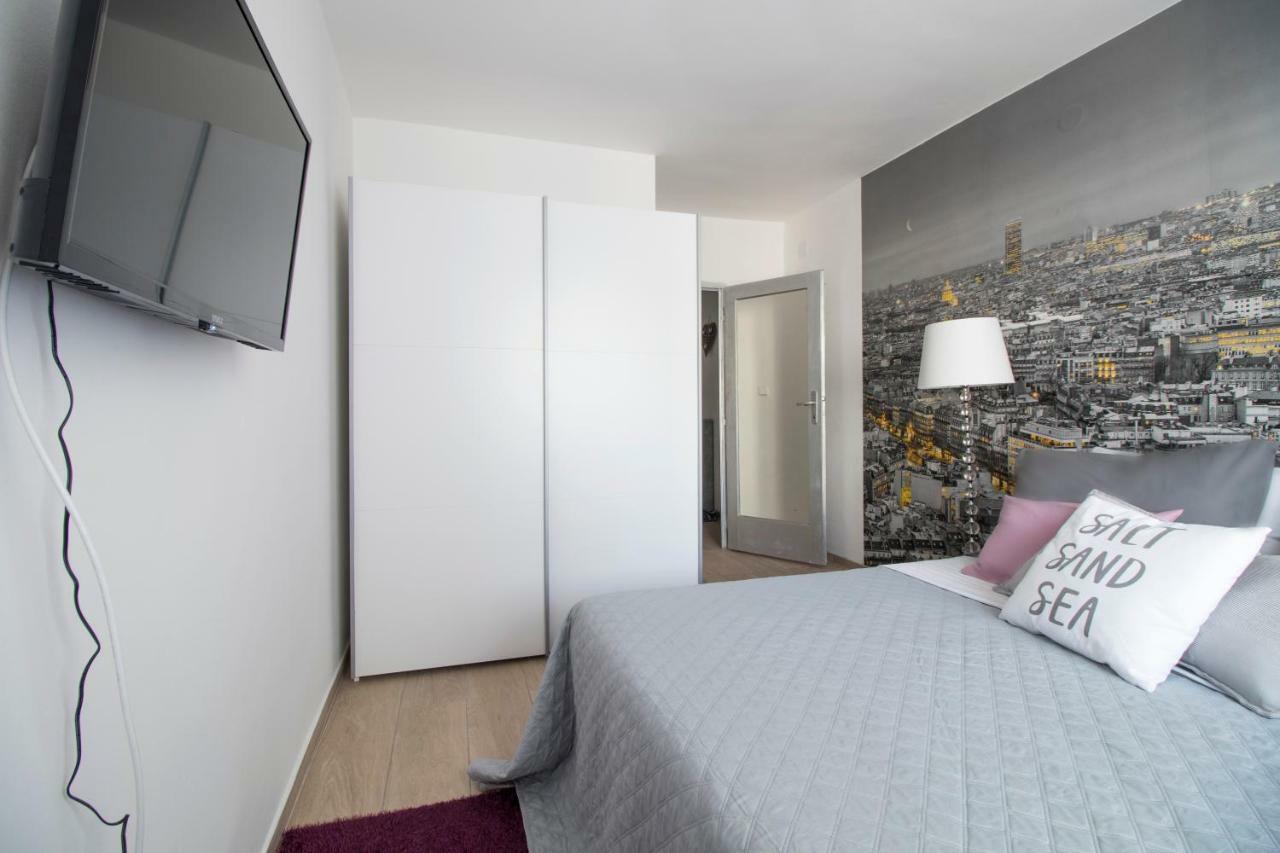 Apartman Ante Vinkovci Bagian luar foto